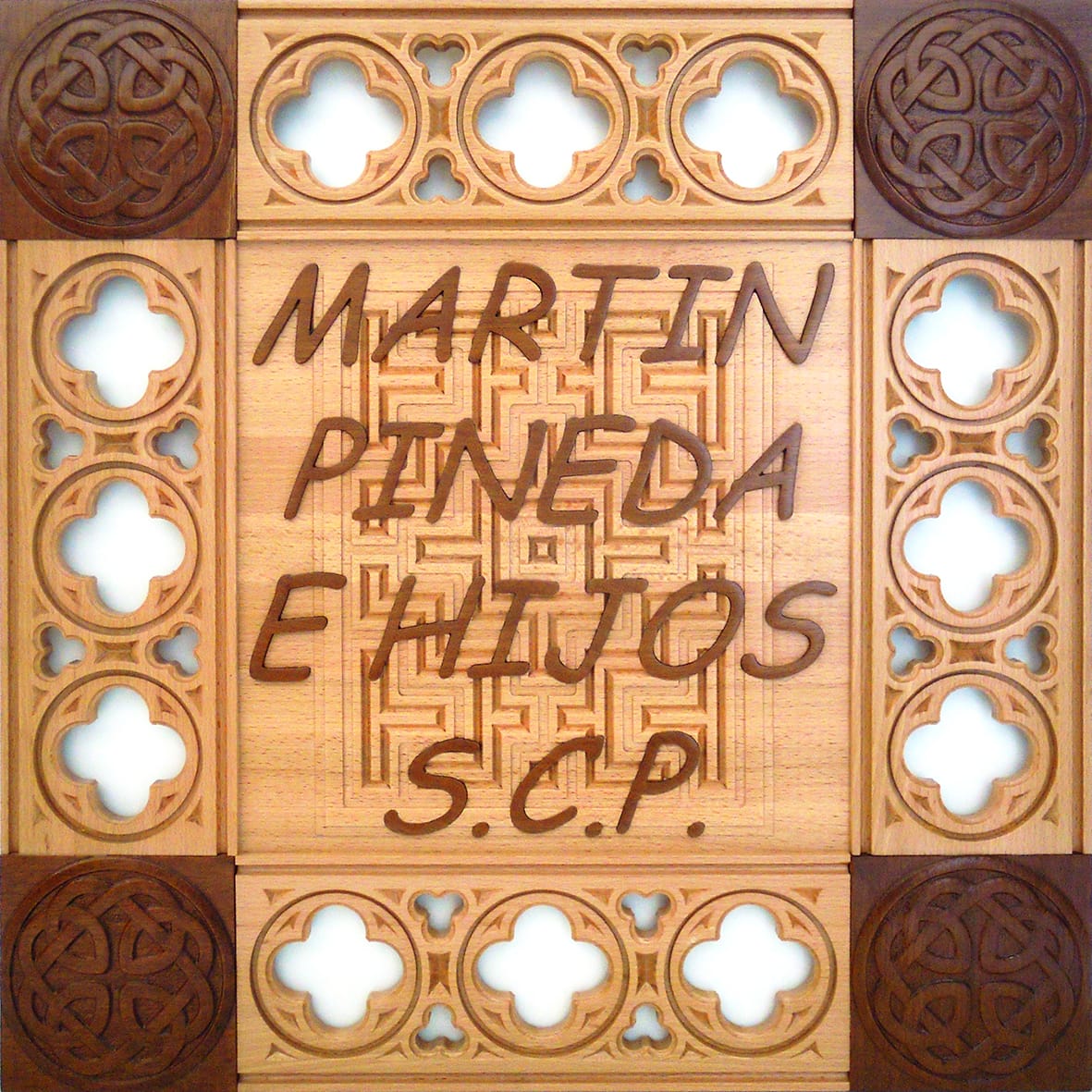 Logo MARTIN PINEDA E HIJOS SCP
